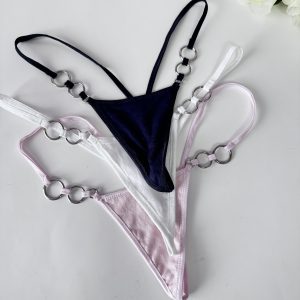 Trío de hilos en V con círculos de metal